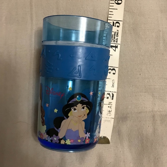Vintage Disney Princesses Plastic Cup - Picture 7 of 8